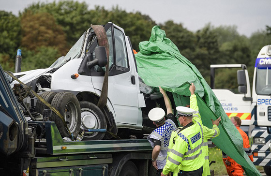 بريطانيا: 8 قتلى وعدة اصابات في أسوأ حادث سير منذ سنوات صورة رقم 5