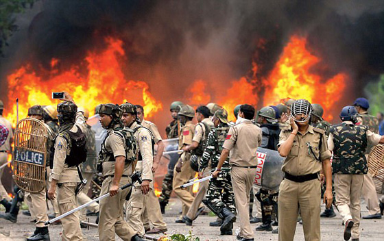  الهند: مدعي نبوّة يغتصب أتباعه ويُجبرهم على الإخصاء تقرباً للإله! صورة رقم 25