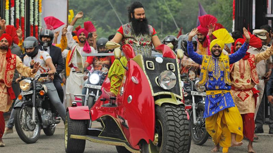  الهند: مدعي نبوّة يغتصب أتباعه ويُجبرهم على الإخصاء تقرباً للإله! صورة رقم 41