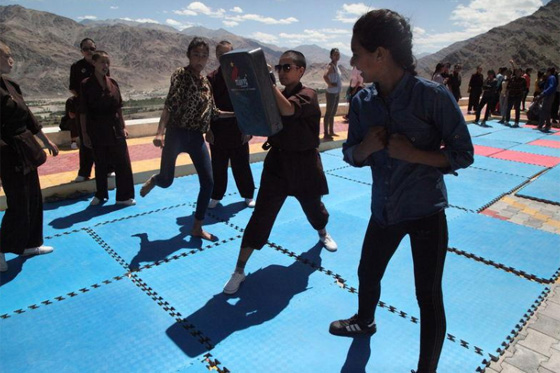 الهند: تدريب الفتيات فنون الكونغ فو لمواجهة الاغتصاب  صورة رقم 5