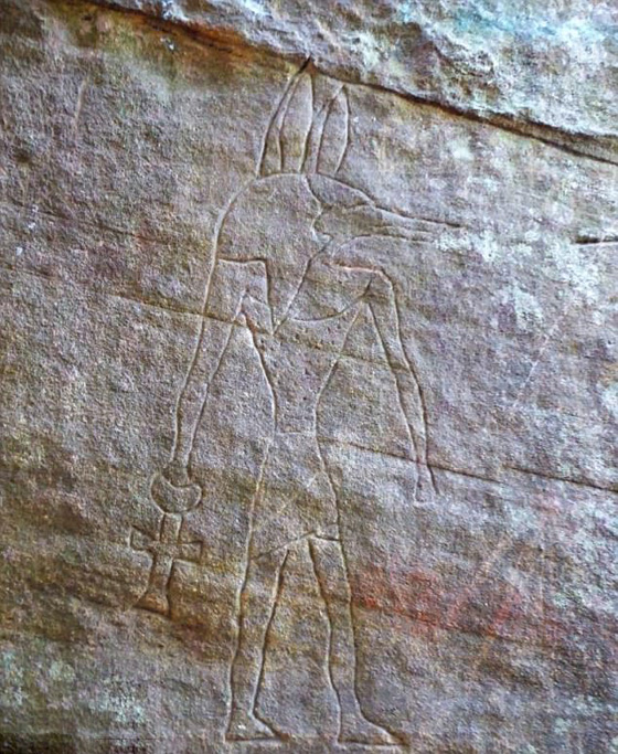 فيديو وصور: اكتشاف هرم مصري سرّي مخبأ في أستراليا صورة رقم 3