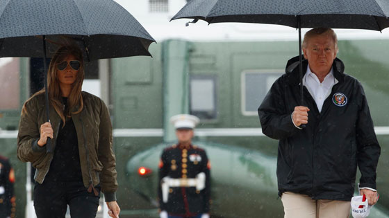 حذاء ميلانيا ترامب.. يثير عاصفة انتقادات وسط إعصار هارفي صورة رقم 4