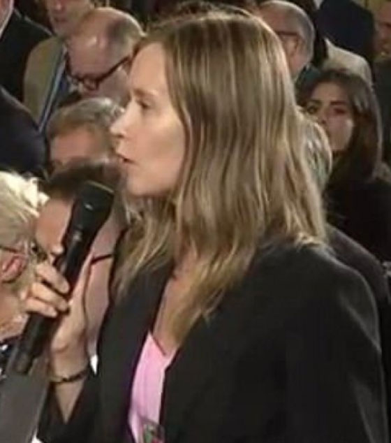 بالفيديو.. صحفية فنلندية تحرج ترامب في مؤتمر صحفي بالبيت الأبيض صورة رقم 2