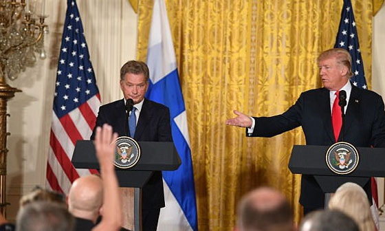 بالفيديو.. صحفية فنلندية تحرج ترامب في مؤتمر صحفي بالبيت الأبيض صورة رقم 5