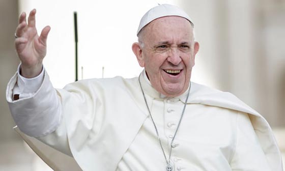 بابا الفاتيكان يكشف عن خضوعه لعلاج نفسي على يد طبيبة يهودية صورة رقم 3