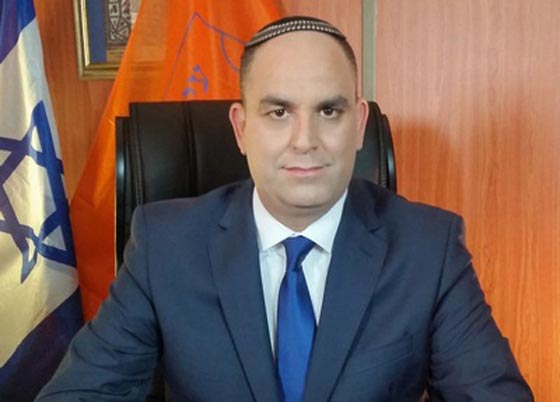 رئيس بلدية اسرائيلي يمنع صلاة عيد الاضحى والتكبيرات لأنها تزعجه! صورة رقم 4