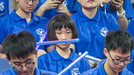 اصغر طالبة جامعية في الصين: عمرها 13 سنة واذهلت الجميع بذكائها! صورة رقم 1