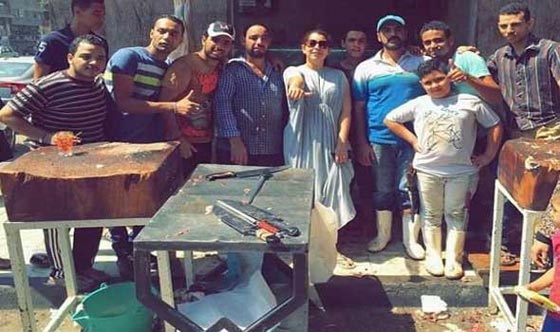 صور فنانين مع خروف العيد منهم محمد رمضان، الراقصة دينا والشحرورة صورة رقم 9
