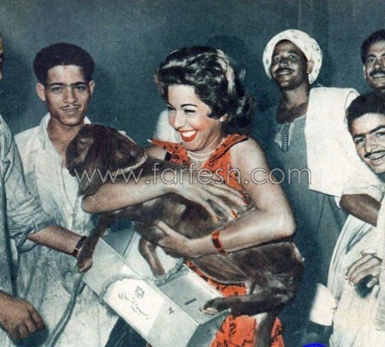 صور فنانين مع خروف العيد منهم محمد رمضان، الراقصة دينا والشحرورة صورة رقم 13