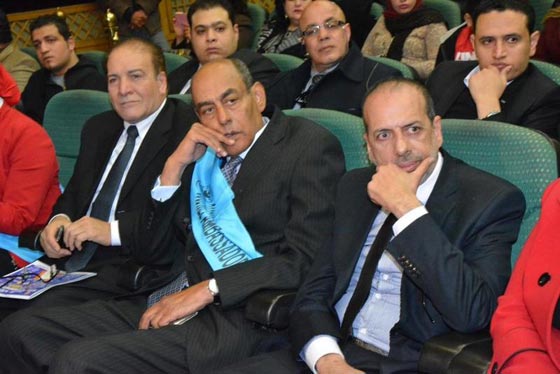 نجوم وقعوا ضحية جوائز وتكريمات وهمية للبيع ومنهم تامر حسني، شيرين وهاني شاكر صورة رقم 14