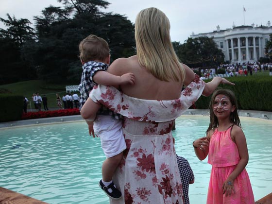 نمط حياة إيفانكا ترامب: تحتاج الى 8 دقائق لعمل مكياجها وتمارس التأمل كل صباح صورة رقم 2