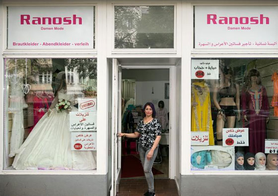 منتقبة تعتدي على بائعة مصرية في برلين.. والسبب؟! صورة رقم 3