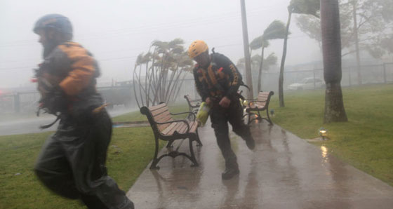 فيديو وصور.. إعصار إيرما يهدد بمسح الولايات المتحدة صورة رقم 4