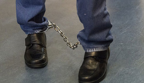 ألمانيا: اتهام لاجئ أفغاني باغتصاب وقتل ابنة مسؤول أوروبي صورة رقم 3