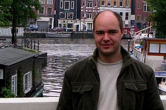 رجل يضع كاميرات في منزله لتوثيق اعتداءات زوجته عليه صورة رقم 2