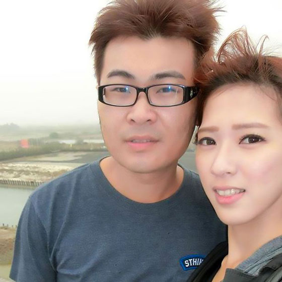 شاب يتزوج من حبيبته المتوفاة في حادث سير وهي في نعشها.. فيديو صورة رقم 5