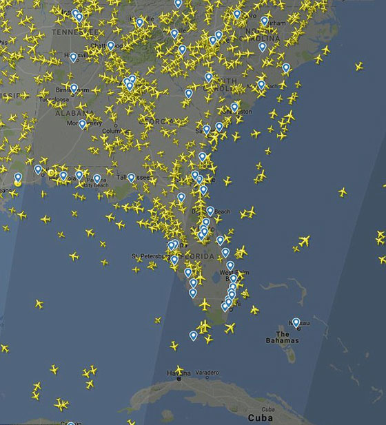 مشهد مثير.. هروب الطائرات من فلوريدا خوفا من اعصار إرما المدمر صورة رقم 2
