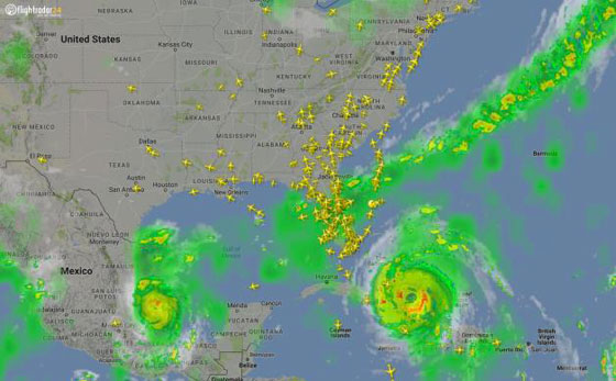 مشهد مثير.. هروب الطائرات من فلوريدا خوفا من اعصار إرما المدمر صورة رقم 5