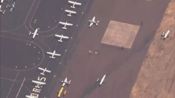 مشهد مثير.. هروب الطائرات من فلوريدا خوفا من اعصار إرما المدمر صورة رقم 3