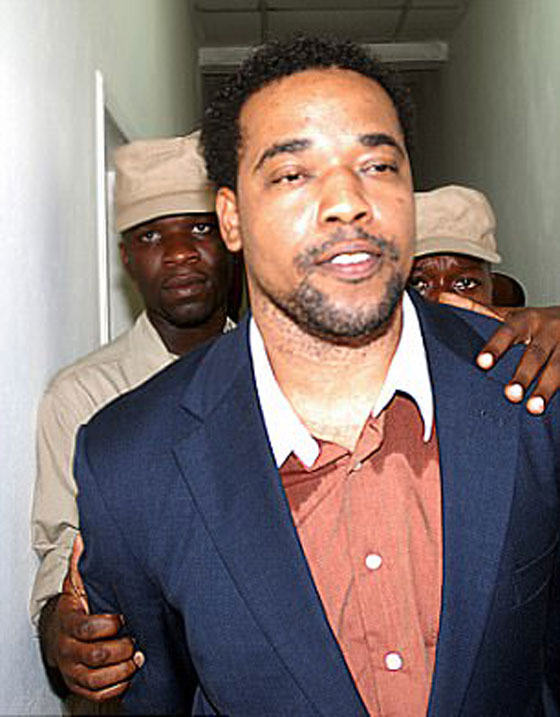 ذبح زوجته واولاده الخمسة دون سبب ويقول: الشيطان كان حاضرا! صورة رقم 9