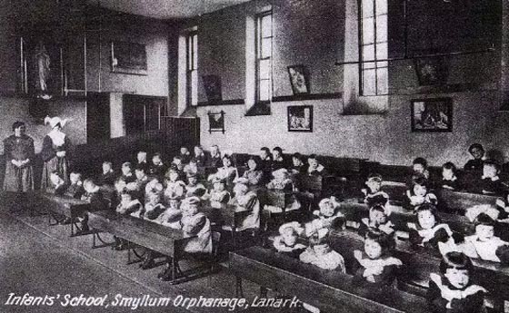 العثور على مقبرة جماعية تضم 400 طفل في دار لرعاية الايتام باسكلندا صورة رقم 6