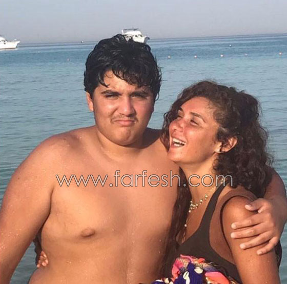 صور صادمة: نجوم الفن على طبيعتهم بدون مكياج على الشاطئ! صورة رقم 23