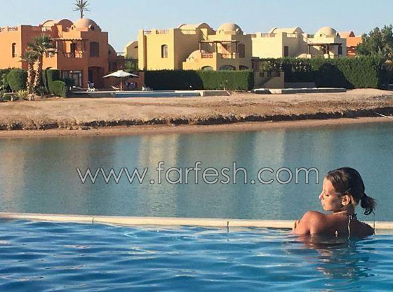 صور صادمة: نجوم الفن على طبيعتهم بدون مكياج على الشاطئ! صورة رقم 25