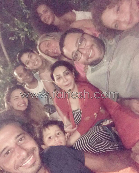 صور صادمة: نجوم الفن على طبيعتهم بدون مكياج على الشاطئ! صورة رقم 10