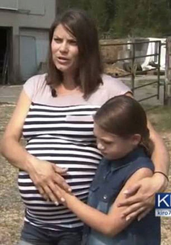 بالفيديو.. طرد امرأة حامل من مطعم والسبب؟! صورة رقم 2