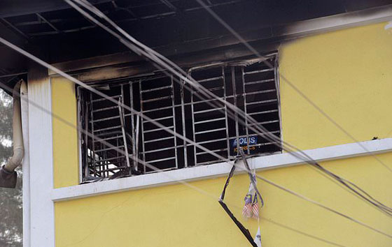 كارثة في ماليزيا: مصرع 25 طالباً في حريق بمدرسة لتحفيظ قرآن .. فيديو وصور صورة رقم 4