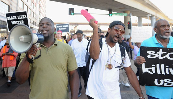 تخوف من اعمال شغب في ميزوري بعد تبرئة شرطي ابيض من قتل شاب اسود صورة رقم 6