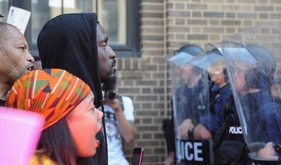 تخوف من اعمال شغب في ميزوري بعد تبرئة شرطي ابيض من قتل شاب اسود صورة رقم 12