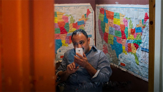 فضيحة في مصر: بائع ساندويتشات يظهر في التلفزيون على أنه محلل سياسي! صورة رقم 2