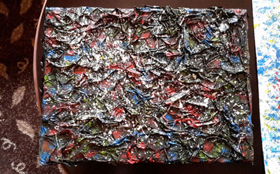 بالصور والفيديو: شابة فلسطينية موهوبة تحوّل النفايات الى تحف تراثية فنية رائعة! صورة رقم 20