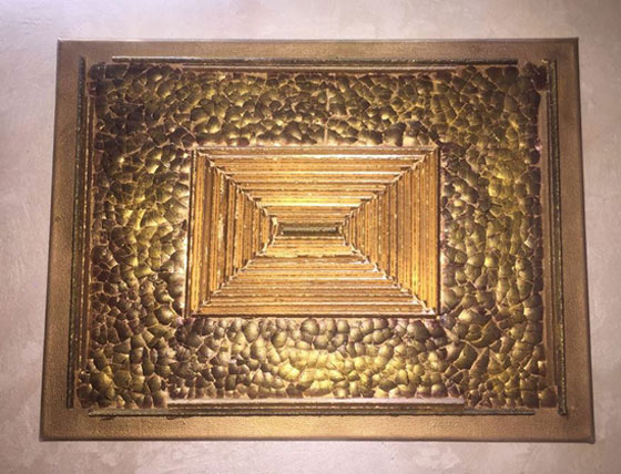 بالصور والفيديو: شابة فلسطينية موهوبة تحوّل النفايات الى تحف تراثية فنية رائعة! صورة رقم 23