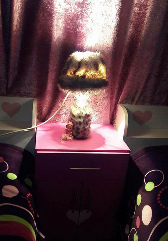 بالصور والفيديو: شابة فلسطينية موهوبة تحوّل النفايات الى تحف تراثية فنية رائعة! صورة رقم 25