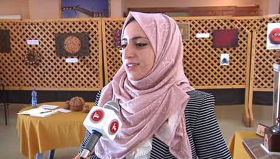 بالصور والفيديو: شابة فلسطينية موهوبة تحوّل النفايات الى تحف تراثية فنية رائعة! صورة رقم 27