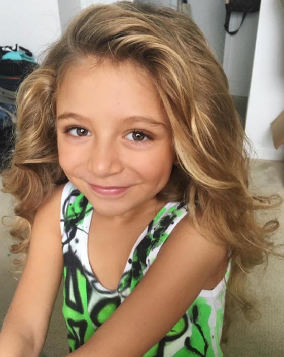 فيديو مذهل.. قلب طفلة ينبض خارج صدرها صورة رقم 15