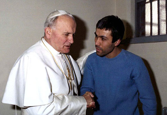 وثائق مسربة: التركي الذي حاول اغتيال البابا بريء والفاتيكان اختطف فتاة واحتجزها 14 عاماً بلندن  صورة رقم 3