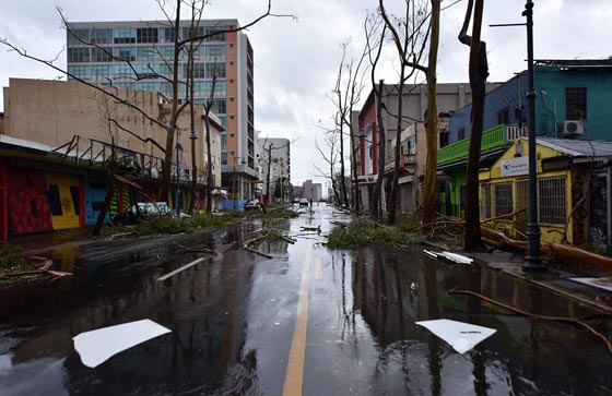 الإعصار ماريا يجتاح بورتوريكو والكاريبي فدمر المباني وقطع الكهرباء والجزيرة تستنجد! صورة رقم 14