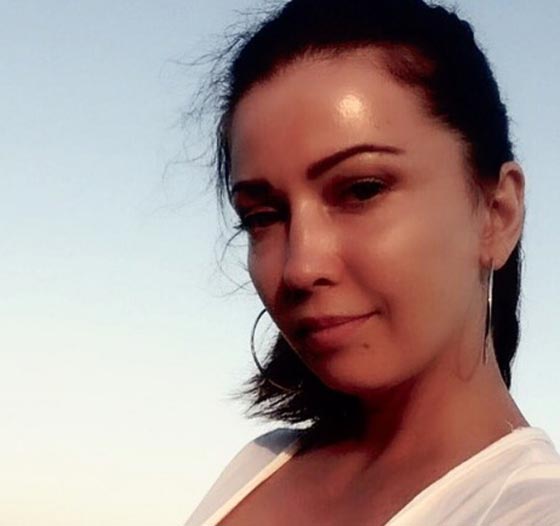 جمال مطربة أوكرانية حسناء يتسبب بتوقيفها في مطار تركيا! صور صورة رقم 3