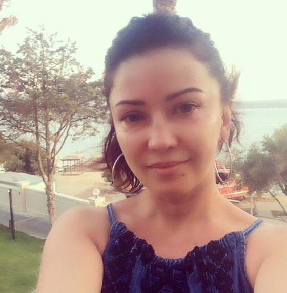 جمال مطربة أوكرانية حسناء يتسبب بتوقيفها في مطار تركيا! صور صورة رقم 5