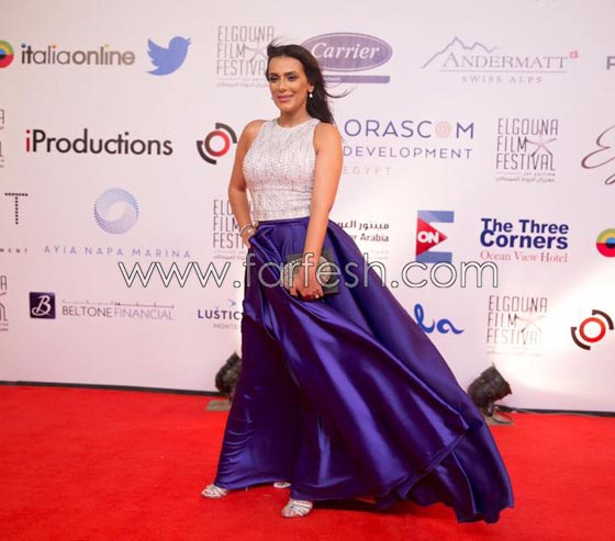 إطلالات الفنانات في مهرجان الجونة السينمائي الأول.. من الأرق؟ ومن الأجرأ؟ صورة رقم 8