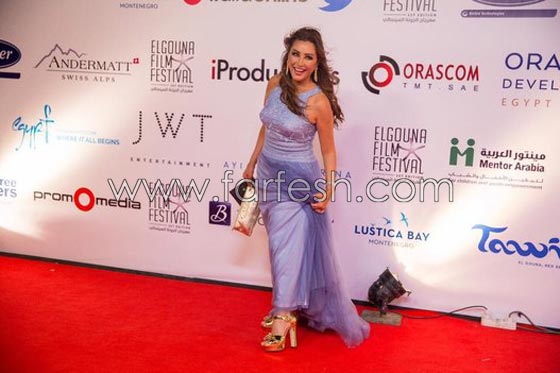 إطلالات الفنانات في مهرجان الجونة السينمائي الأول.. من الأرق؟ ومن الأجرأ؟ صورة رقم 12