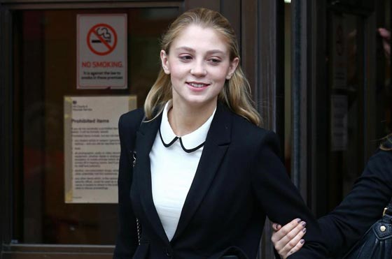 حكم مخفف لطالبة طب جراحي متفوقة طعنت صديقها وهي بحالة سكر صورة رقم 4