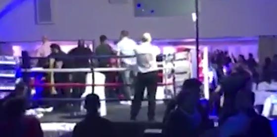 مباراة خيرية في الملاكمة تتحول الى عنف وتخريب صورة رقم 1