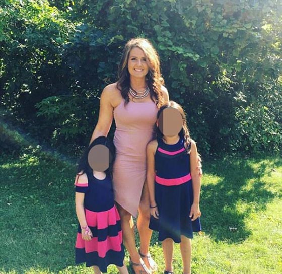 اسوأ أم.. تركت اطفالها الاربعة في المنزل وسافرت الى اوروبا 11 يوما صورة رقم 2