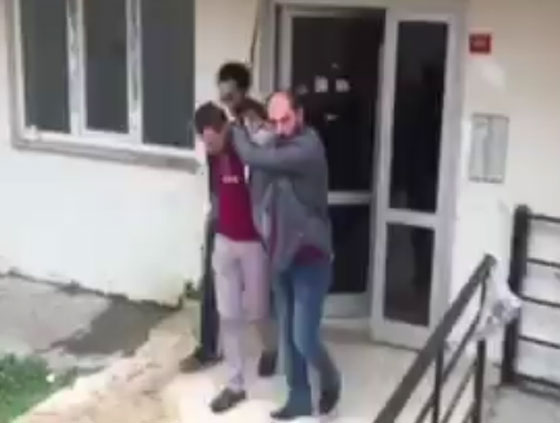 لقطات فيديو تبين هروب قاتل السوريتين حلا وعروبة بعد ارتكابه الجريمة حتى القبض عليه صورة رقم 3