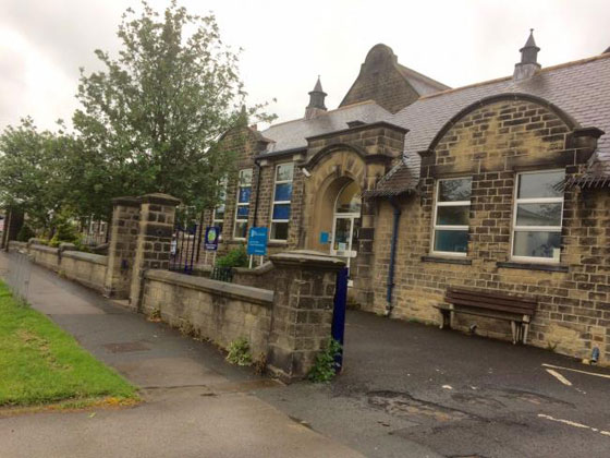 بريطانيا: مدرسة ضخمة تدرس فيها تلميذة واحدة فقط! صورة رقم 3