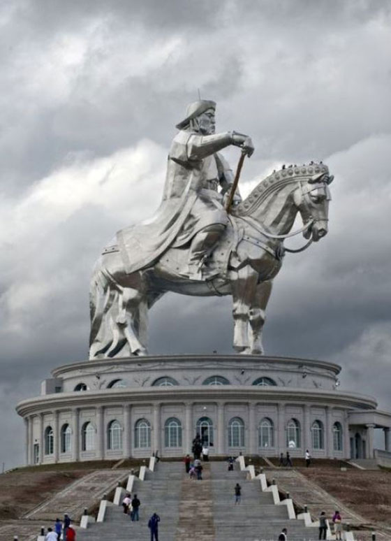 معلومات مدهشة عن جنكيز خان مؤسس الإمبراطورية المنغولية وأعظم الفاتحين في التاريخ صورة رقم 1